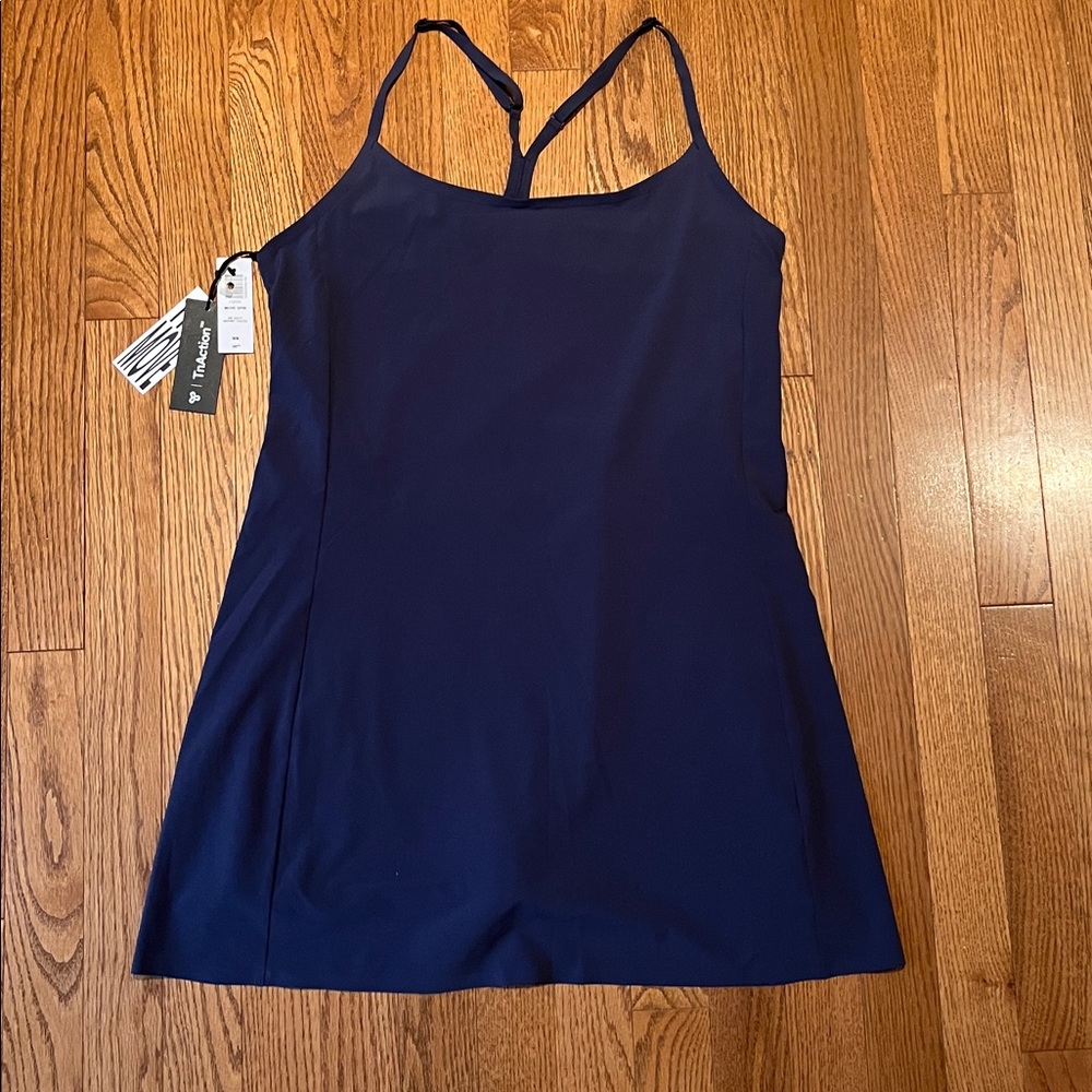 ARITZIA TNACTION MOVE SPIN TENNIS PICKLEBALL DRESS SIZE M, INK NAVY COLOUR